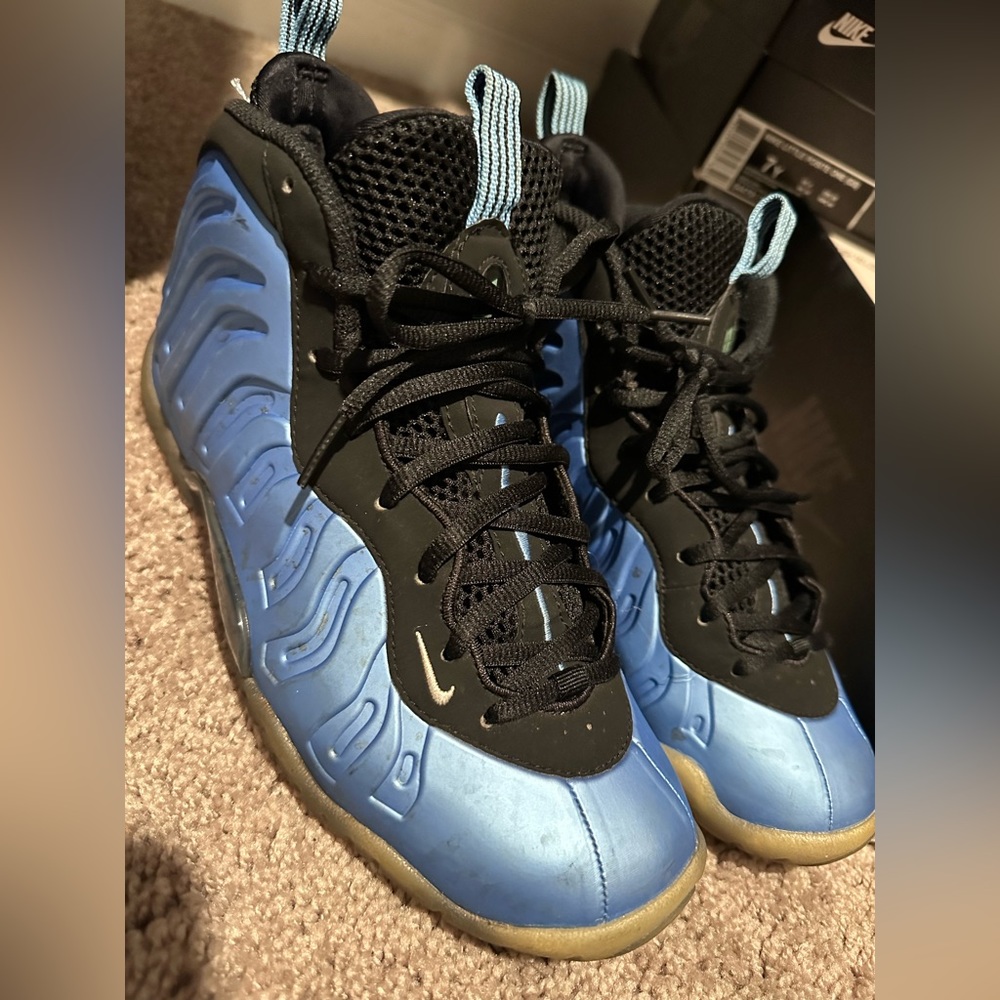Blue Nike Foam Posite size 7Y